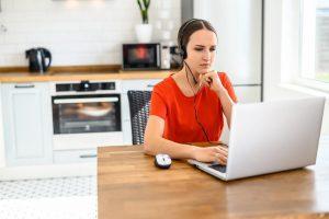 Read more about the article People working from home are more likely to have a better work/life balance but one in five never have time to take breaks