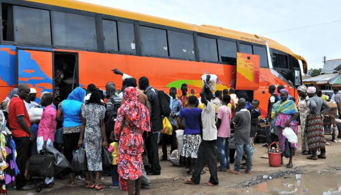 You are currently viewing Breaking: Bandits Intercept Luxurious Bus, Kidnap 90 Passengers in Edo