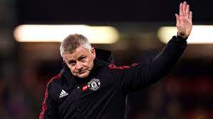 Read more about the article Solskjaer faces sack as Man United calls emergency board meeting