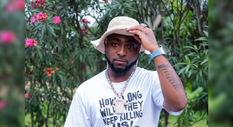 You are currently viewing I didn’t know my dad was rich till I was 13 – Davido