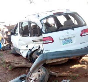 Read more about the article New year tragedy: Six die in Lagos-Abeokuta expressway accident