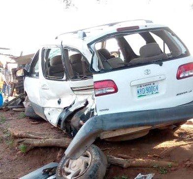 You are currently viewing New year tragedy: Six die in Lagos-Abeokuta expressway accident