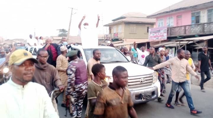 You are currently viewing Aregbesola escapes death in Osogbo after endorsing Adeoti as next Osun Governor