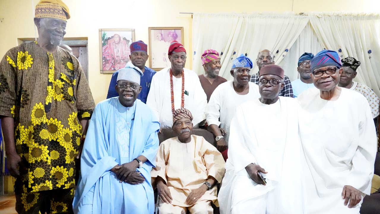 You are currently viewing 2023: On the consultation trail with Asiwaju Bola Tinubu