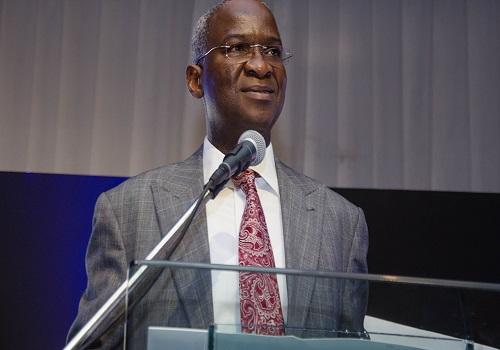 You are currently viewing ‘Unproven, no evidence’ – Fashola plays down allegations against Tinubu