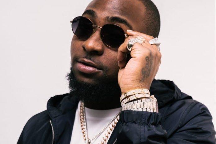 You are currently viewing Davido to give N400m to 20 people on Friday