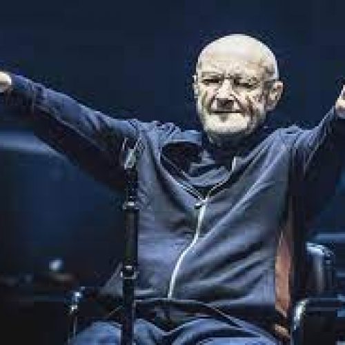 Phil Collins bids farewell to fans as he performs his last ever show amid health battle