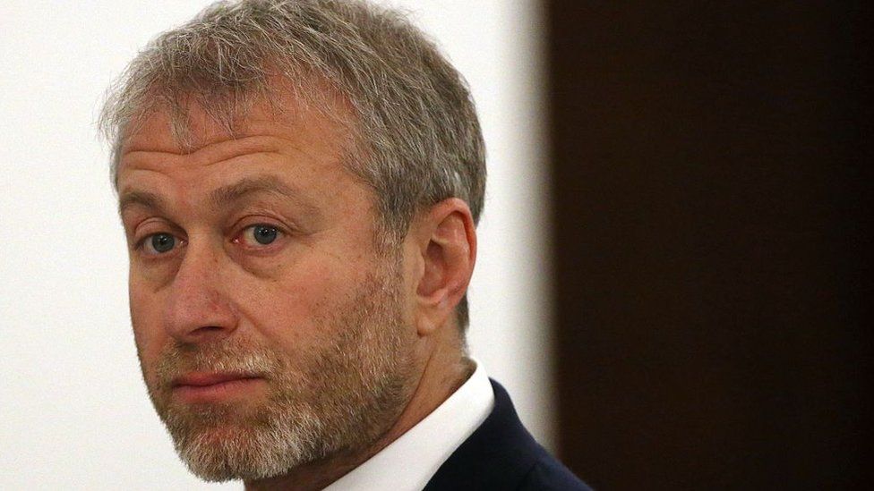 You are currently viewing Abramovich says he and two Ukrainian negotiators were ‘blinded’ for several hours in suspected poison attack