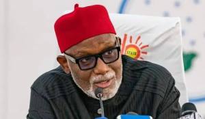 Read more about the article Akeredolu returns, meets cabinet today