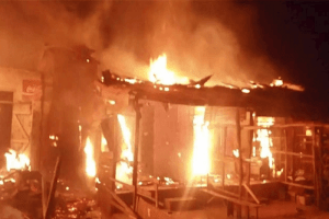 Read more about the article Fire guts Ibadan’s Bodija market