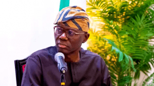 Read more about the article Gridlock: Sanwo-Olu orders removal of abandoned vehicles under bridges