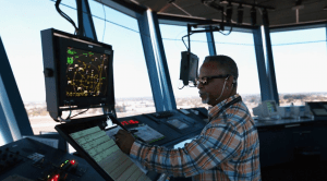 Read more about the article Staff shortage hits airspace agency as over 100 controllers approach retirement