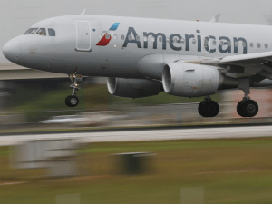 Read more about the article How the smell from a passenger’s bag forced American Airlines to make an emergency landing