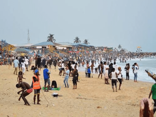 Read more about the article 2 men drown at Lagos beach while trying to save another