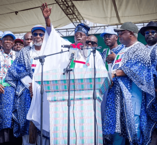 Read more about the article In Ondo, Tinubu lashes out at Atiku, Obi