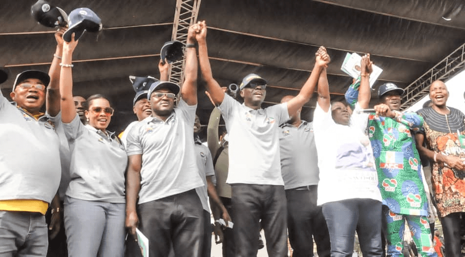 You are currently viewing Labour unions dump Labour Party, endorse Sanwo-Olu, Hamzat for second term
