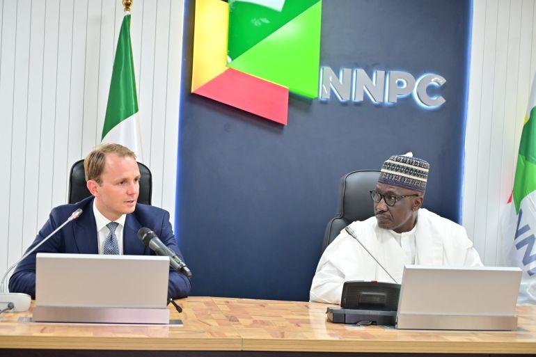 You are currently viewing Nigeria’s NNPC, Norway’s Golar sign MoU on floating gas plant