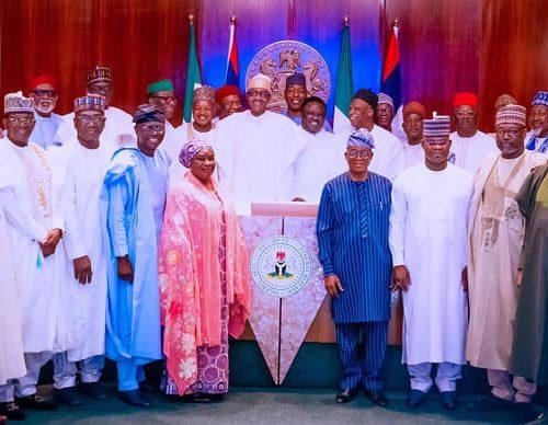 Read more about the article Buhari, outgoing govs in last-minute N3.7tn contract bazaar, appointment spree