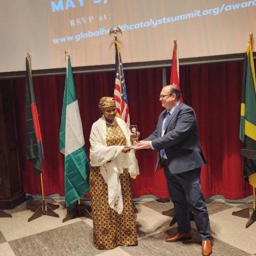 Read more about the article Zainab Bagudu, CEO of Medicaid Cancer Foundation receives Recognition Award in the US