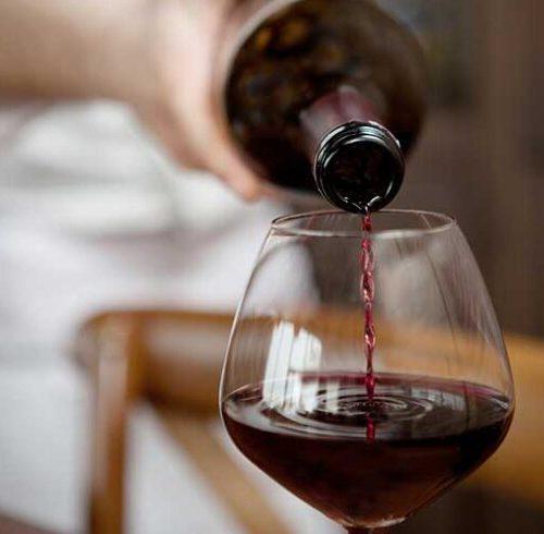 Read more about the article Is Red Wine Good for Your Heart?