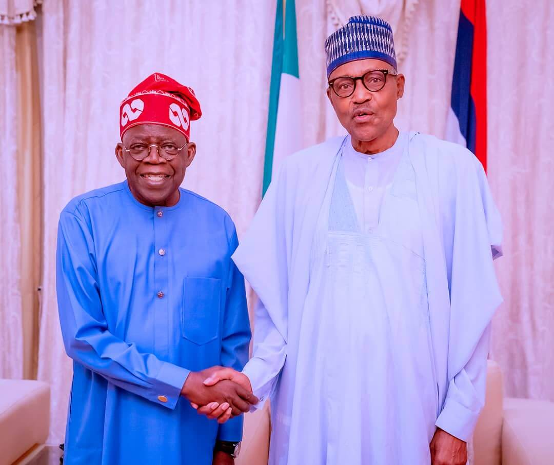 You are currently viewing Buhari takes incoming President, Tinubu on tour of presidential villa
