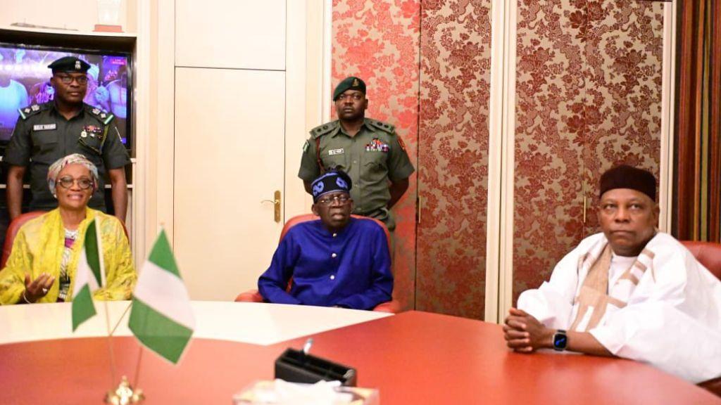 You are currently viewing JUST IN: Tinubu meets NNPC chairman Kyari and CBN governor Emefiele as he resumes work at Aso Villa office