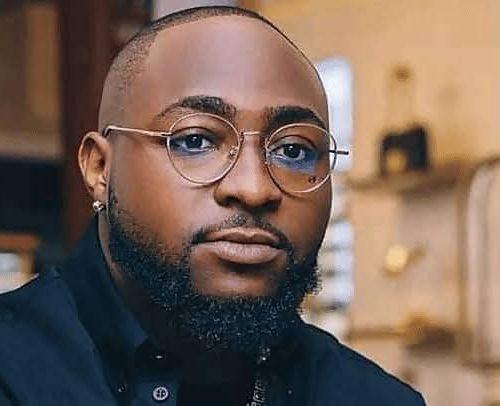 Read more about the article FG Confers Davido, Osimhen, Kunle Afolayan, Others With National Honours