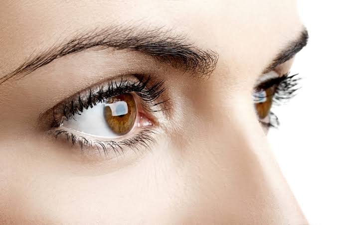 You are currently viewing FOOD AND HEALTH HABITS THAT CAN CAUSE EYE PROBLEM