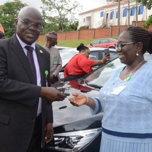 Read more about the article Abiodun presents cars to new Perm Secs, calls for improved service delivery