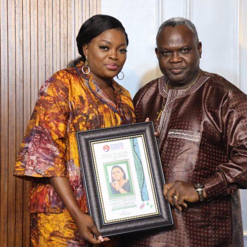 Read more about the article Funke Akindele Receives Award at ShaddaiVille Academy Graduation