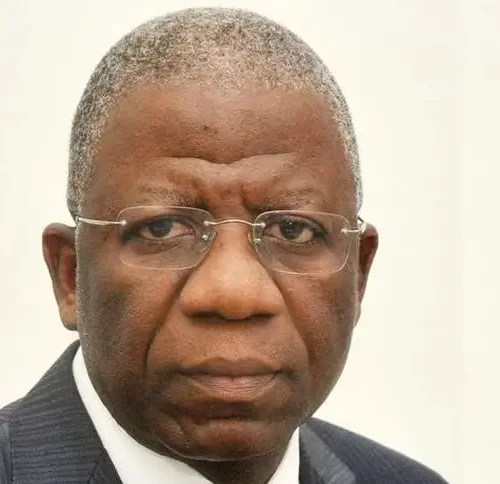 Read more about the article Alleged N2bn Fraud: Court acquits Ex-HoS, Oronsaye