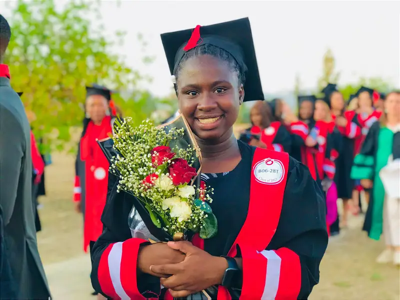 You are currently viewing 20-yr-old Nigerian girl bags Doctor of Pharmacy in Cyprus