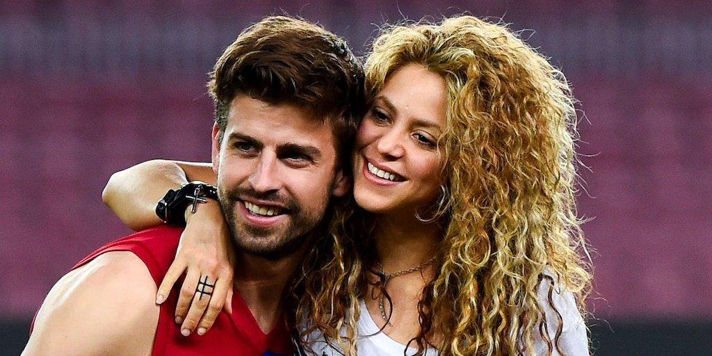 You are currently viewing I stopped a plane in Barcelona just to kiss Gerard Pique – Shakira confesses