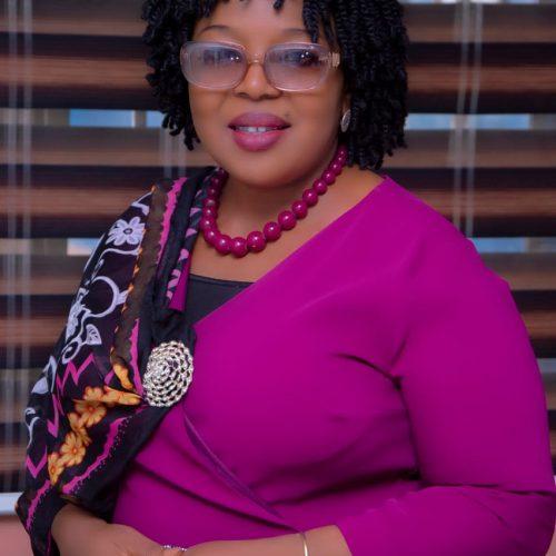 Read more about the article Dr. Olutoyin Ade-Unuigbe, the Impactful Educator revolutionising Ondo State Education landscape