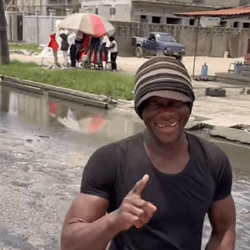 Read more about the article Nigerian gold medallist turns voluntary Lagos road worker