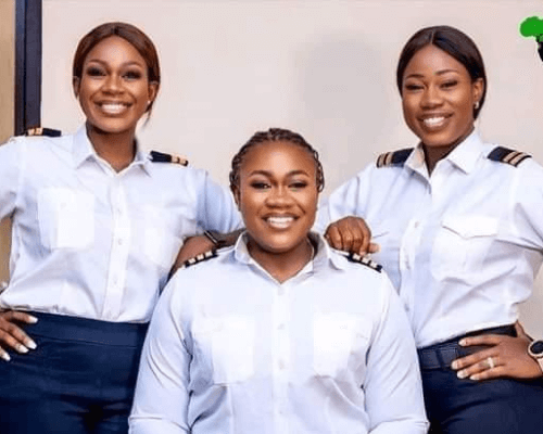 Read more about the article Three Nigerian sisters who are all pilots become centre of attraction