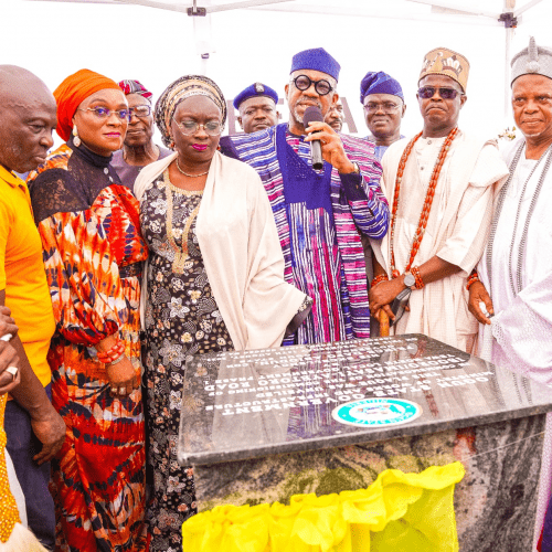 Read more about the article Ogun to begin immediate reconstruction of Ita-Oshin-Ayetoro Road