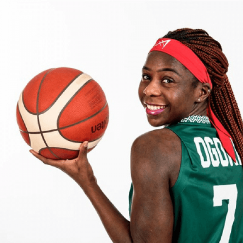 Sarah Ogoke, the Nigerian Amazon who combines basketball with a medical career