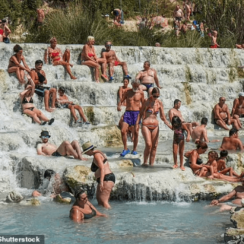Italy on red alert for third killer heatwave, Cities warn people to stay out of the sun as temperatures hit 40 degrees