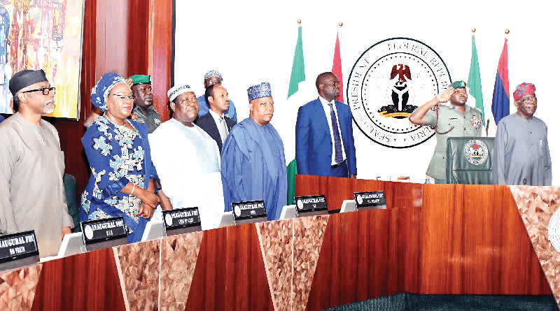 You are currently viewing FEC unfolds three-year economic revival plan, Tinubu warns ministers
