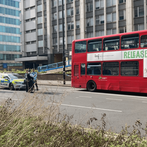 Read more about the article Croydon, UK: Girl, 15, stabbed to death on way to school – as teenage boy is arrested