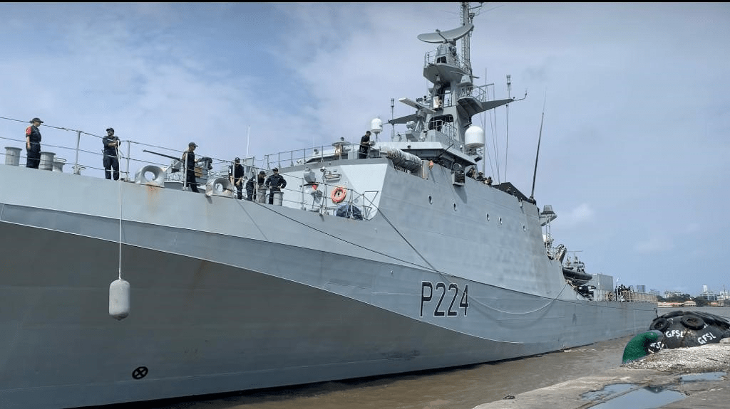 You are currently viewing UK warship arrives in Nigeria to support regional maritime security