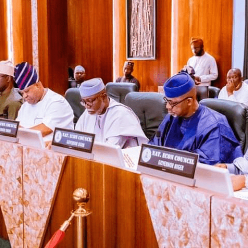 Economic crisis: States borrow N46bn from banks to pay salaries