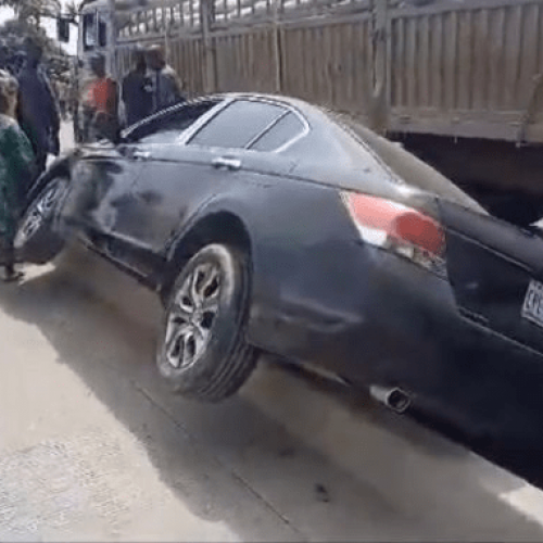 Two sisters die in Lagos as LASTMA high speed chase causes fatal accident (Video)