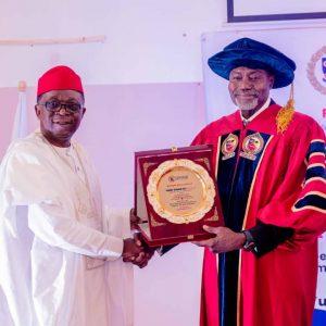 372c9315 dd63 4e43 8f11 06d25bfb8633