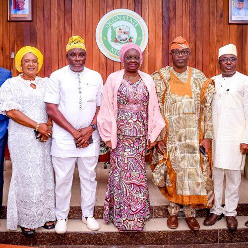 Read more about the article Governor Abiodun Commends Ogun Assembly For Seamless Transition As Elemide Is Elected Speaker