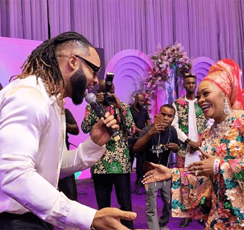 Read more about the article Why Flavour’s performance triggered controversy at Pastor Siju’s 60th bash