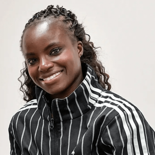 Read more about the article Eniola Aluko becomes first black woman to own Italian club