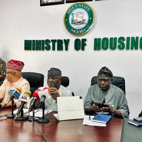 Read more about the article Ogun Allocates Housing Units To subscribers