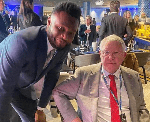 Read more about the article ‘He has forgiven me,’ Mikel Obi reunites with Sir Alex Ferguson after 19 years